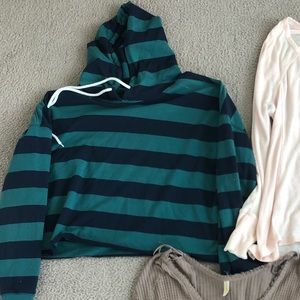 Cropped Hoodie